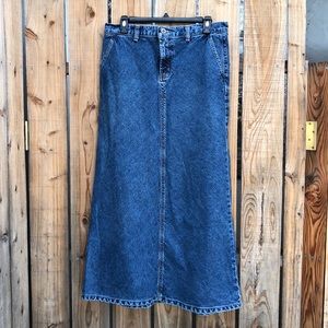 Maxi denim skirt